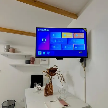 Appartement Kalyvia-calme&résidentiel- Proxy Paris