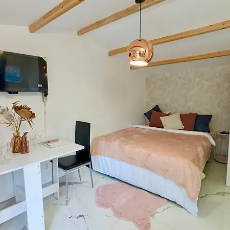 Kalyvia-calme & Residentiel- Proxy Paris Houilles